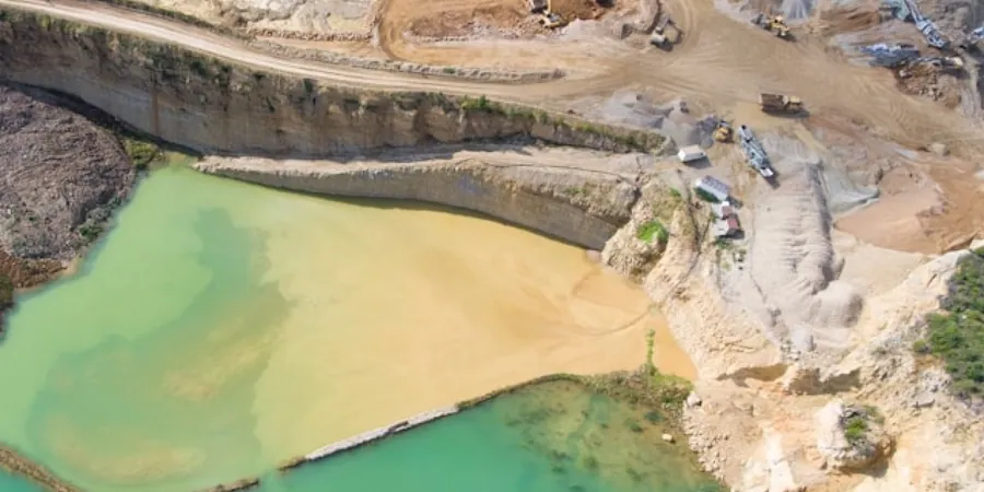 Schürfgruben in Koblenz: Geotechnische Aufschlüsse mit Maschineneinsatz